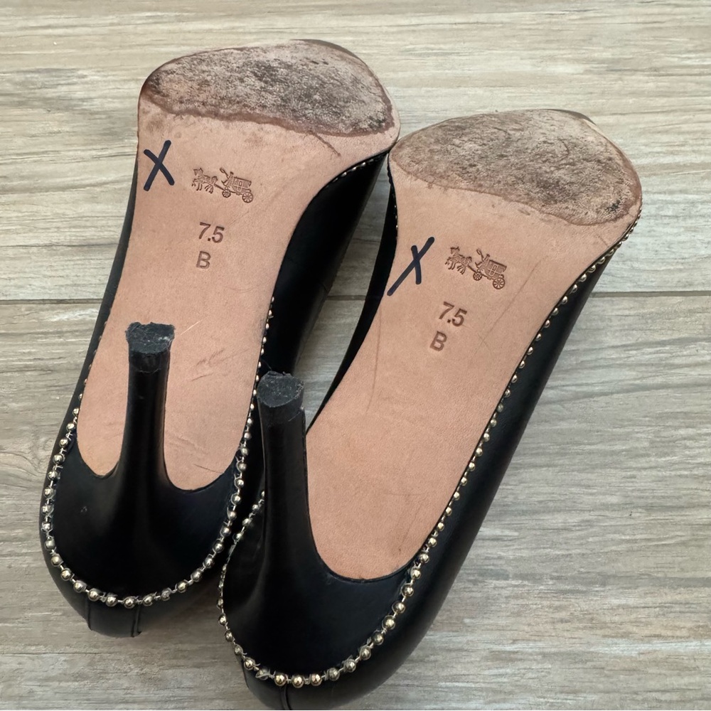 Coach Smith Beadchain Leather Pumps - Picture 14 of 16